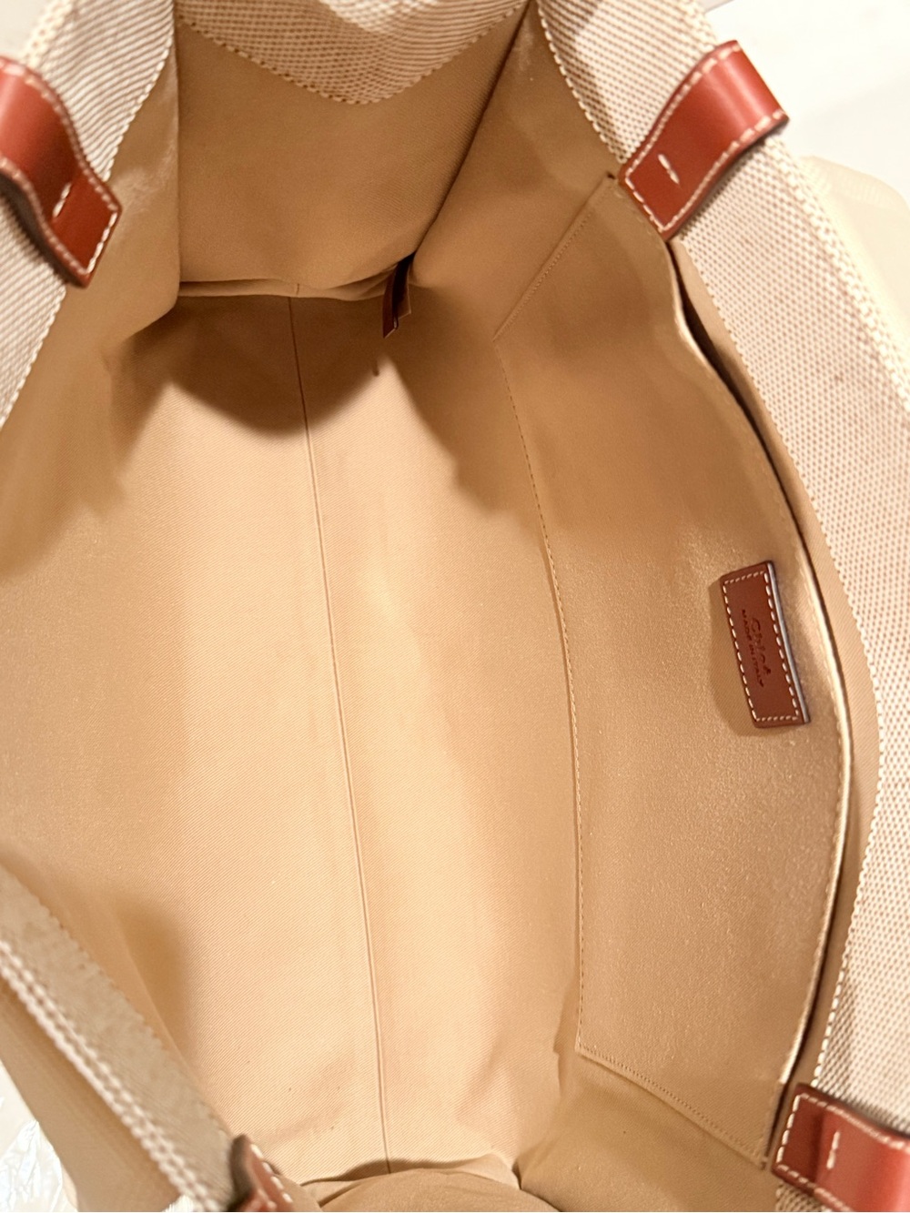 Chloé Woody Tote Bag Medium - Picture 10 of 16